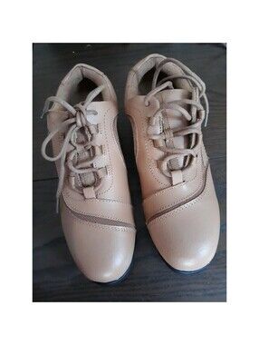 Mushrooms Beige Tan  Comfort Shoes  10M